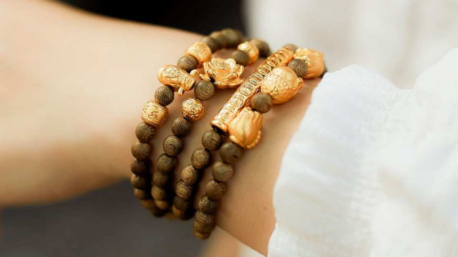 vòng trầm hương